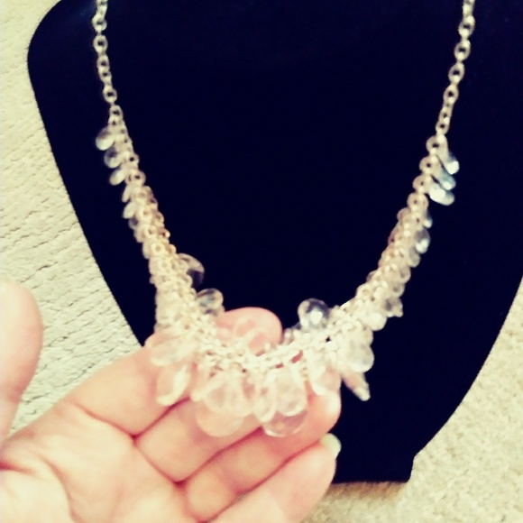 Necklace & Earring set - Picture 3 of 3